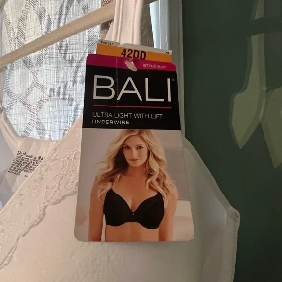 Bali Bra size 42 DD white - Picture 5 of 5